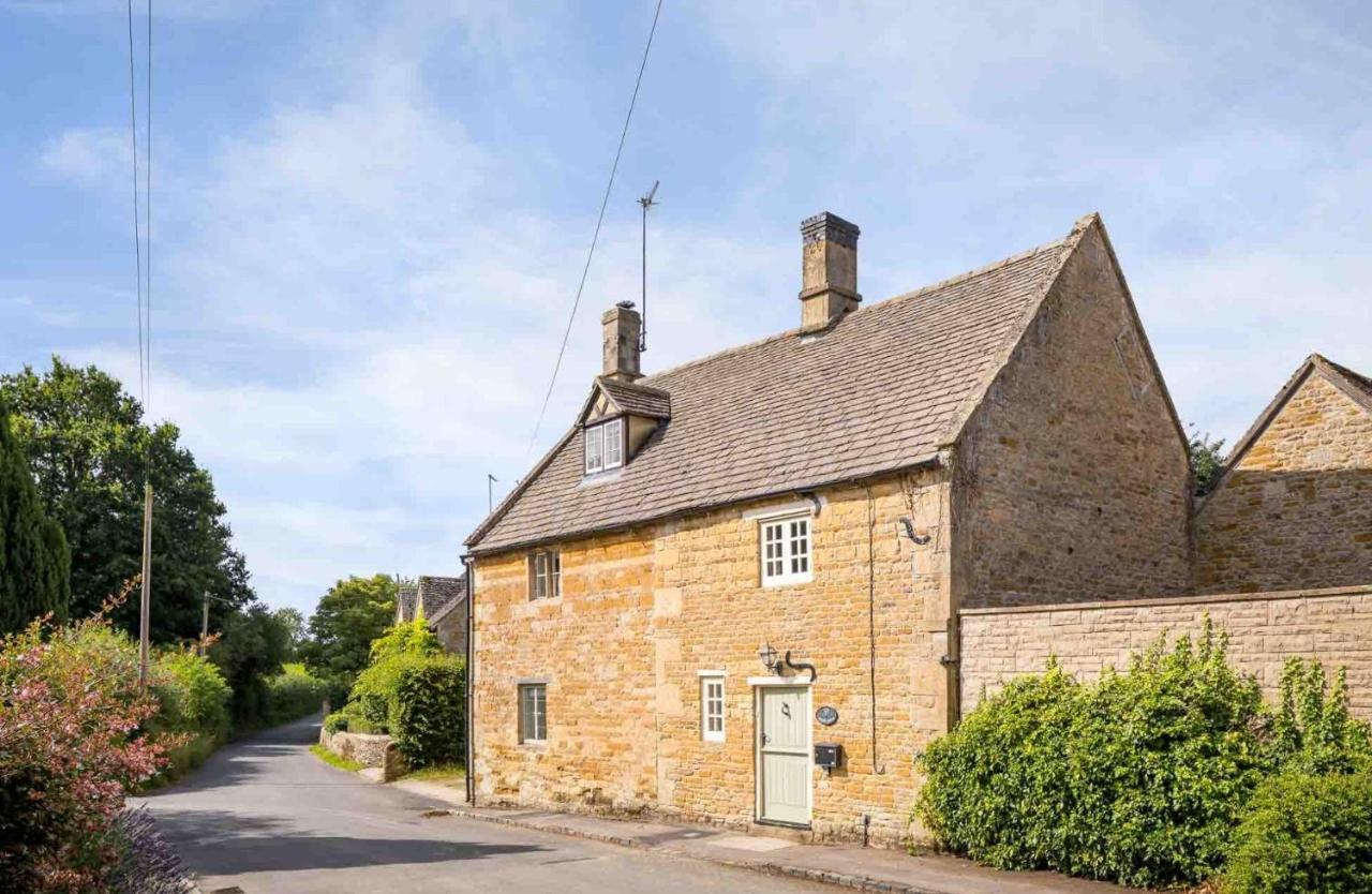 Court Hayes Villa Cheltenham Esterno foto