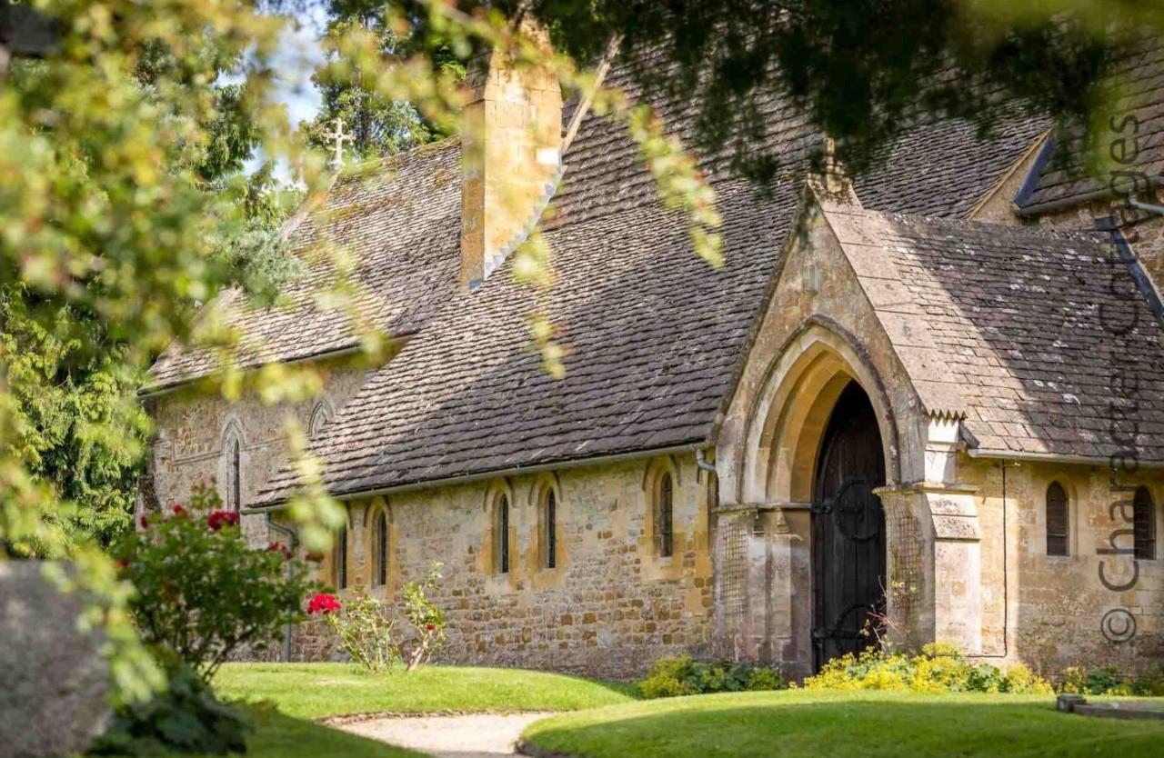 Court Hayes Villa Cheltenham Esterno foto